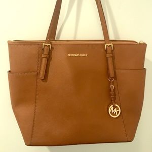 Michael Kors tote